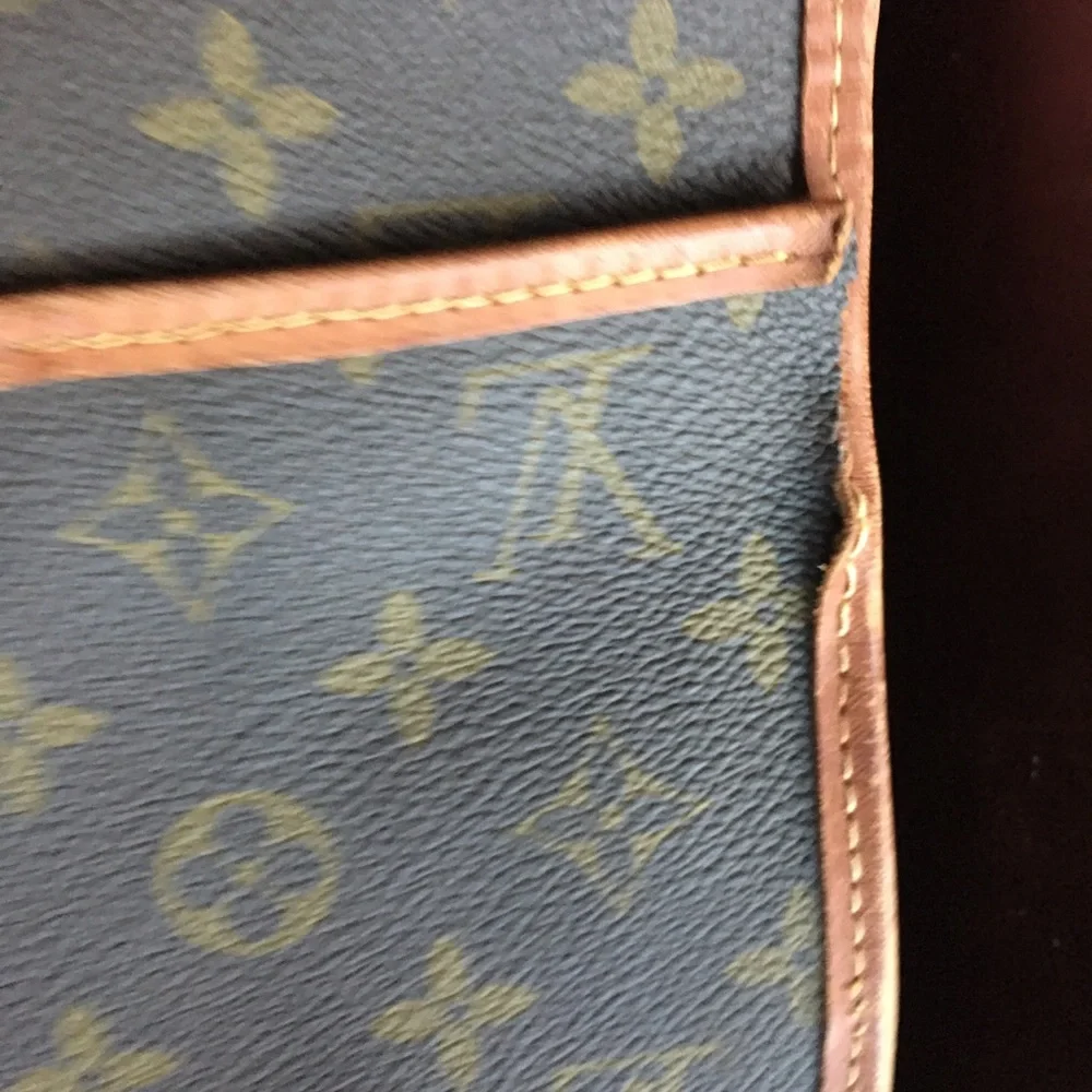 1980’s LV logo garment bag